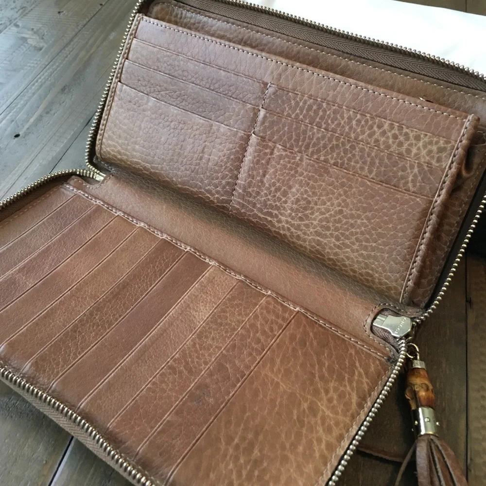 Gucci Brown Embossed Leather Zip-Around Wallet with Tassel - Picture 2 of 4